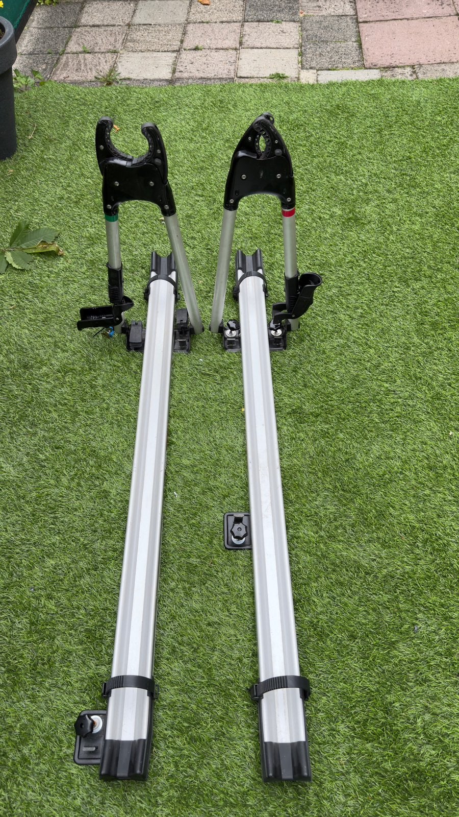 Fietsendrager 2x Thule, Ophalen, Elektrische fiets, Zo goed als nieuw, Dakdrager