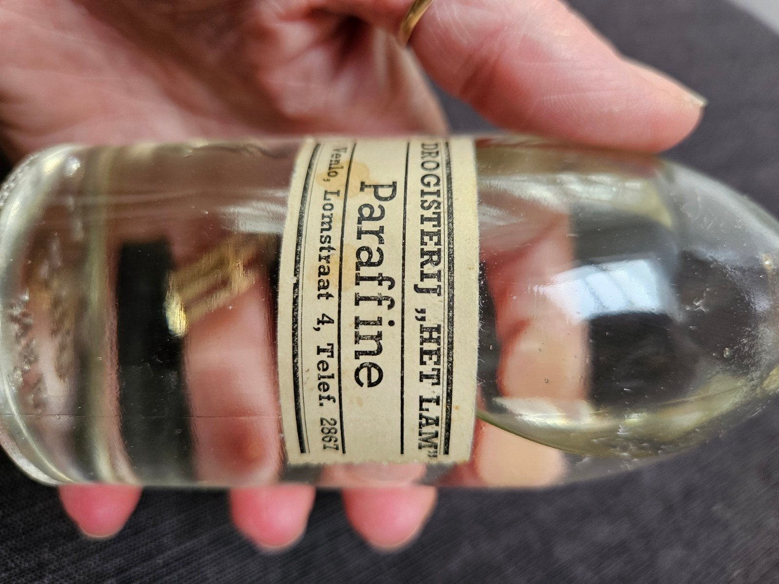 Antieke Paraffine Fles van Drogisterij "HET LAM" Venlo, Ophalen of Verzenden