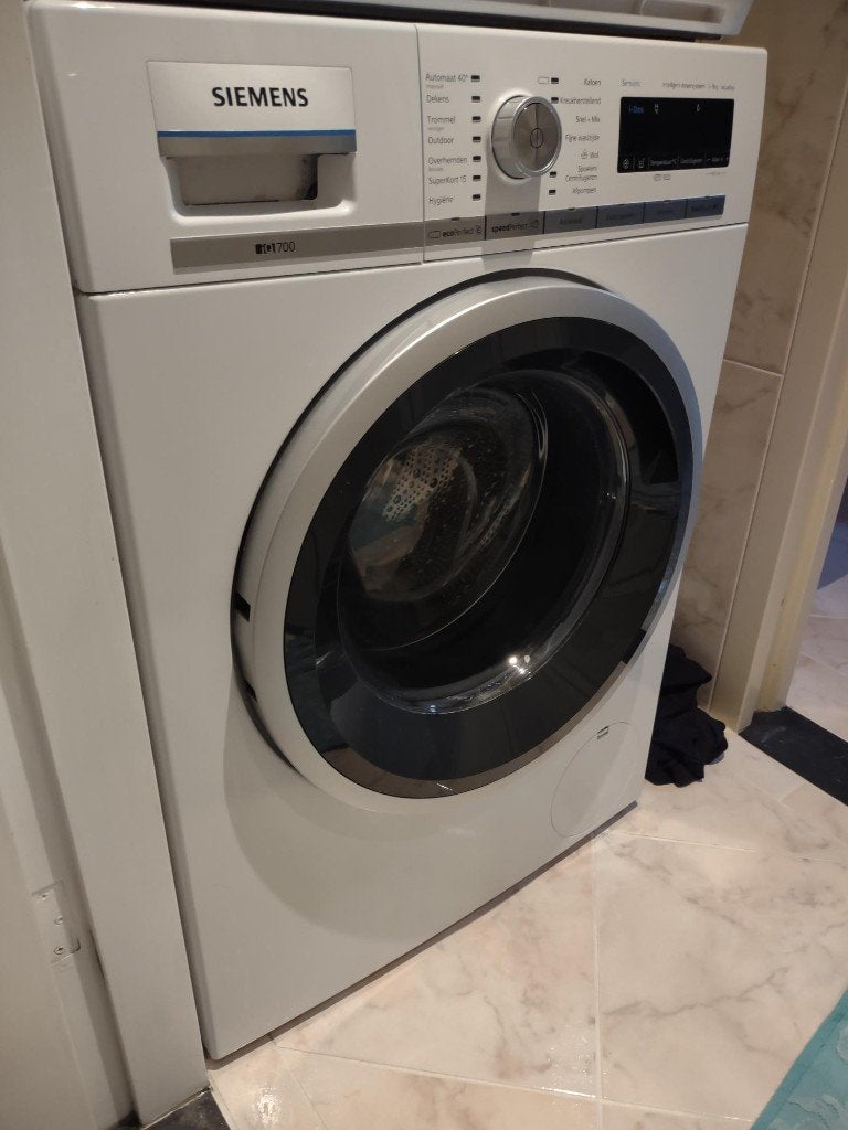 Wasmachine Siemens, Ophalen, 1200 tot 1600 toeren, Gebruikt, Minder dan 85 cm
