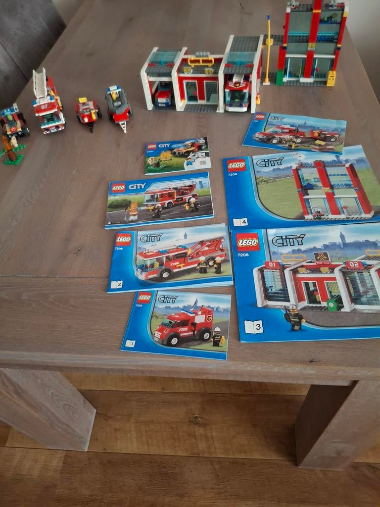 Lego City Brandweerkazerne en voertuigen, Ophalen, Gebruikt, Overige merken