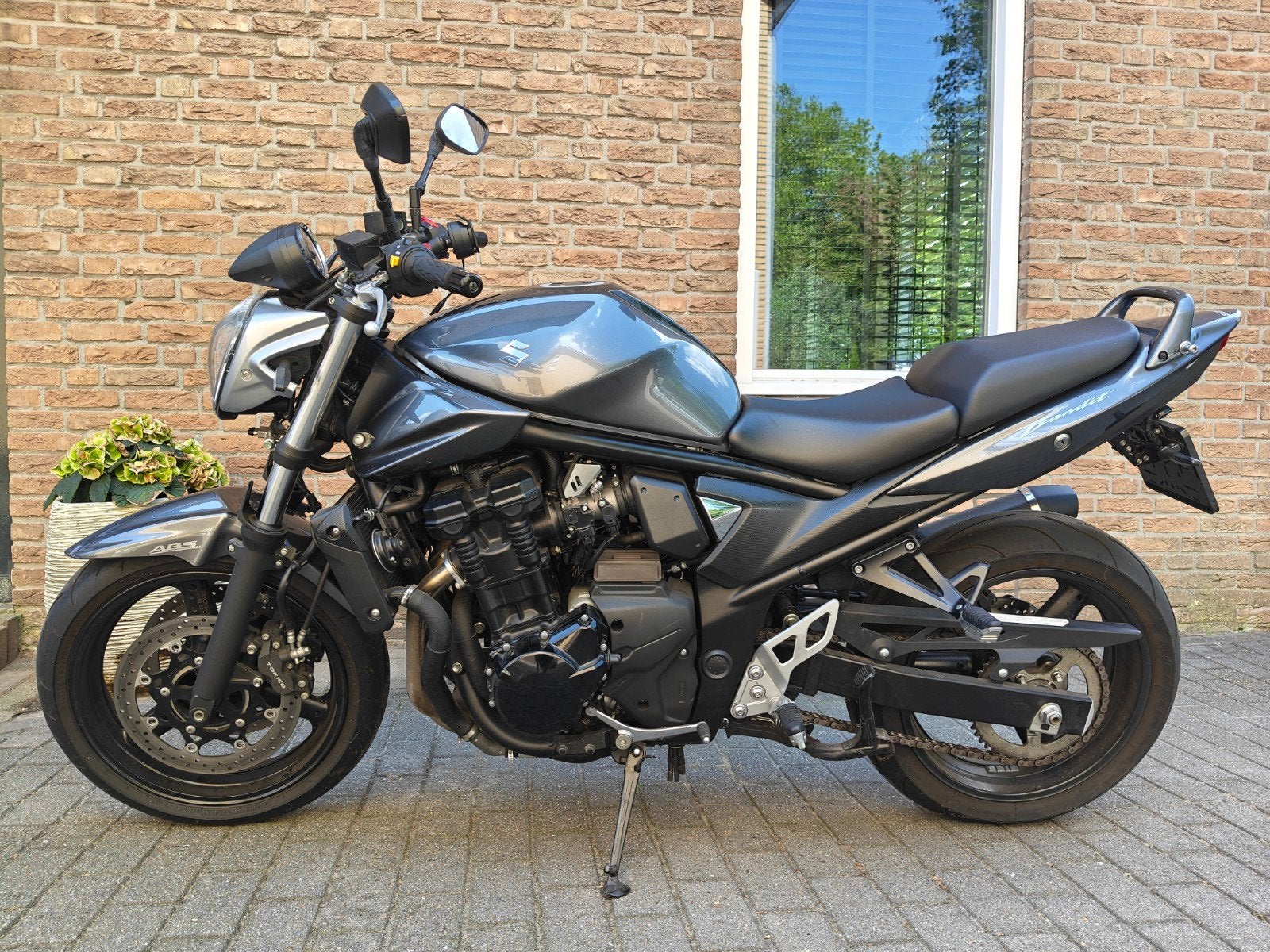 Suzuki Bandit 650 ABS - Nette staat, weinig kilometers, 4 cilinders, Particulier, Naked bike