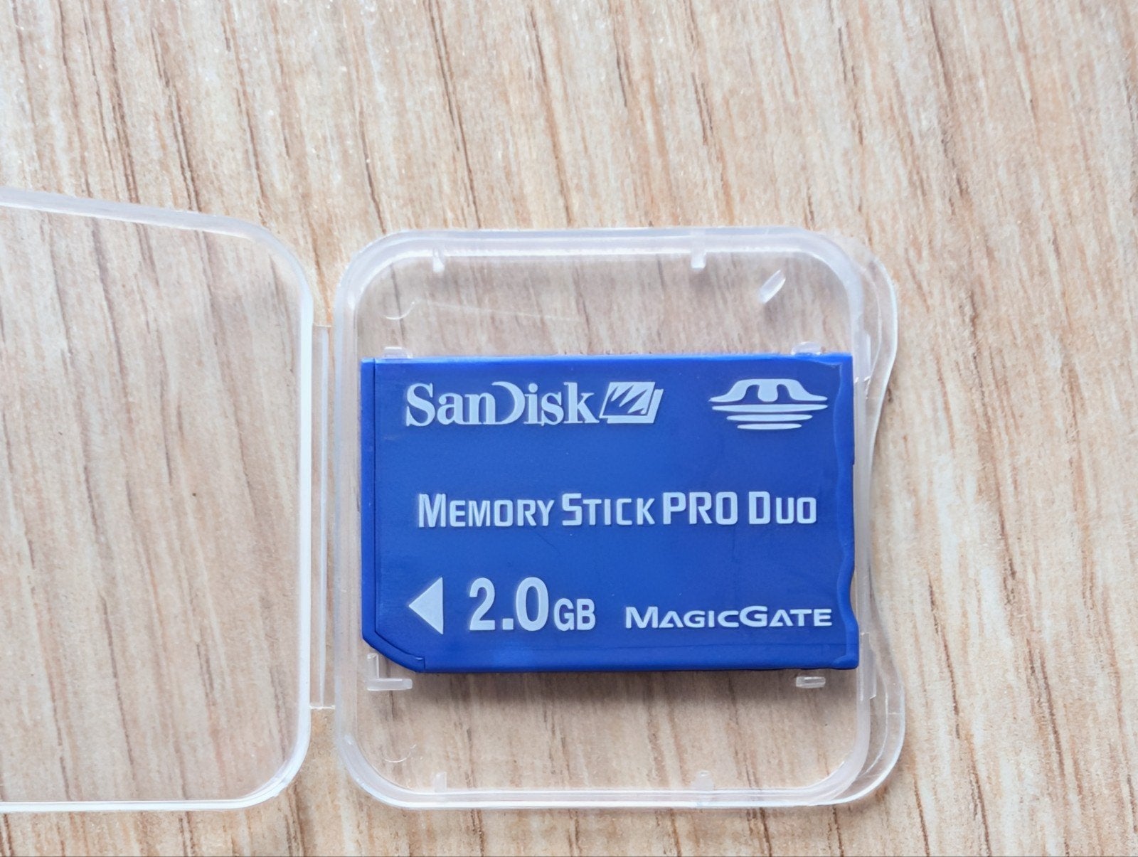 SanDisk Memory Stick PRO Duo 2.0GB MagicGate, Gebruikt, Memory stick, 2 GB, Fotocamera