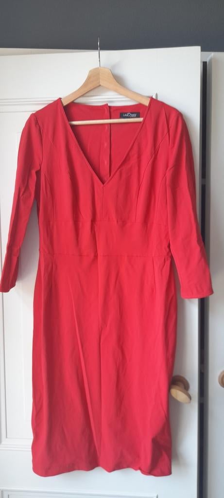 Rode jurk Elizabeth la dress, Ophalen of Verzenden, Zo goed als nieuw, Rood, Knielengte
