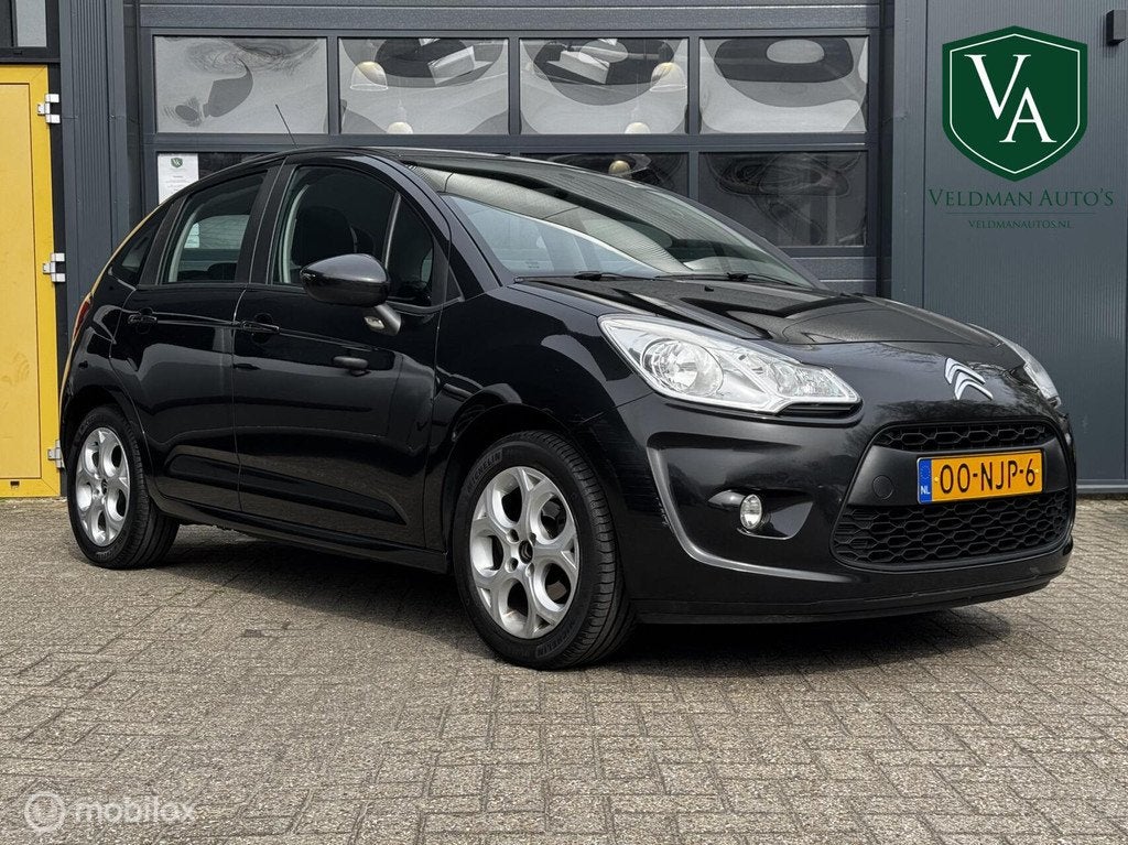 Citroen C3 1.4 Ligne Business | Airco | Trekhaak | Cruise, Voorwielaandrijving, 4 cilinders, Zwart, Origineel Nederlands