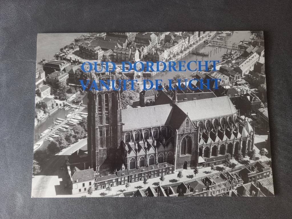 "Oud Dordrecht vanuit de lucht", Verzamelen, Foto's en Prenten, Ophalen of Verzenden, Voor 1940, Gebruikt, Overige onderwerpen