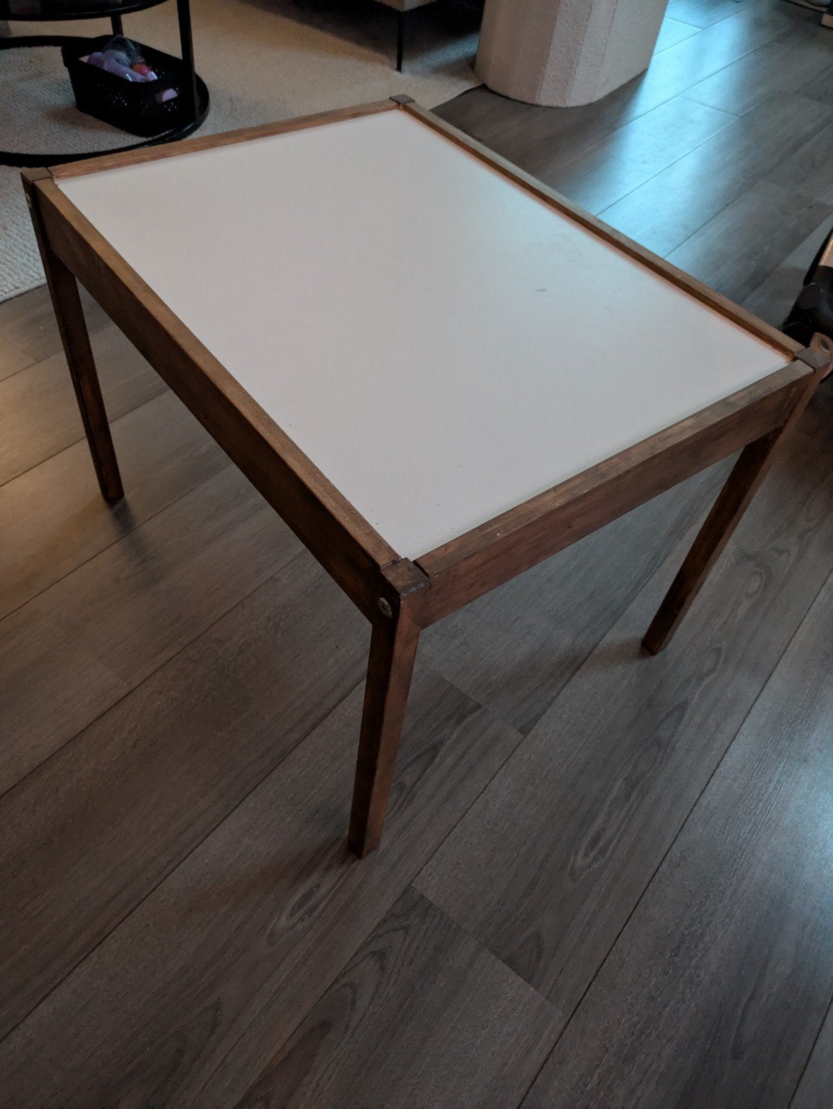 Kinderstoeltjes en tafel - Grijs en Hout, Ophalen, Gebruikt, Tafel(s) en Stoel(en)