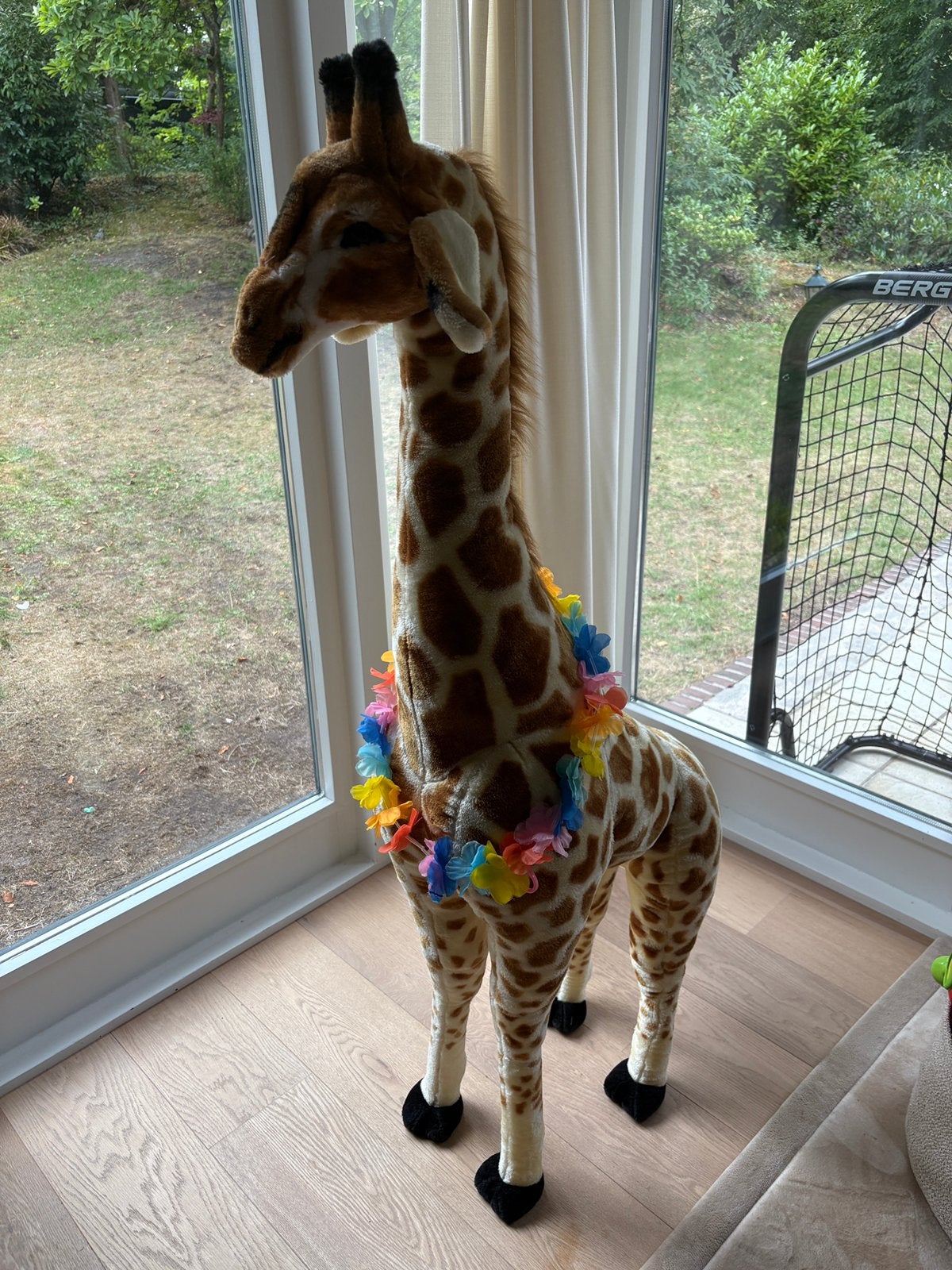 Een super leuke decoratieve giraf die zelf kan staan!, Kinderen en Baby's, Kinderkamer | Inrichting en Decoratie, Ophalen, Bruin