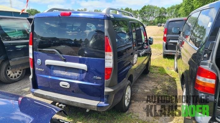 Achterlicht rechts van een Fiat Doblo, Gebruikt, -, -, Ophalen of Verzenden