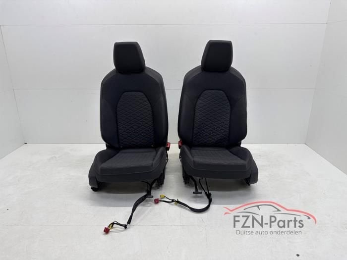VW Caddy 2K5 Voorstoelen Leder Stof L + R, Ophalen of Verzenden, Gebruikt