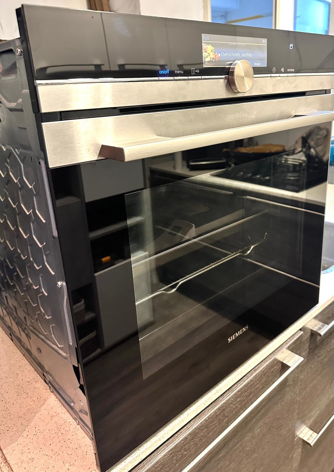Siemens studio line inbouw oven met stoomfunctie  60/60, Ophalen, Zo goed als nieuw