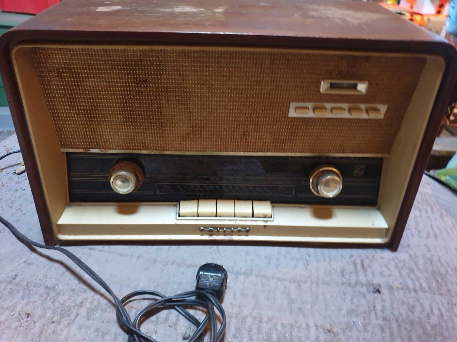 Radio, Ophalen of Verzenden