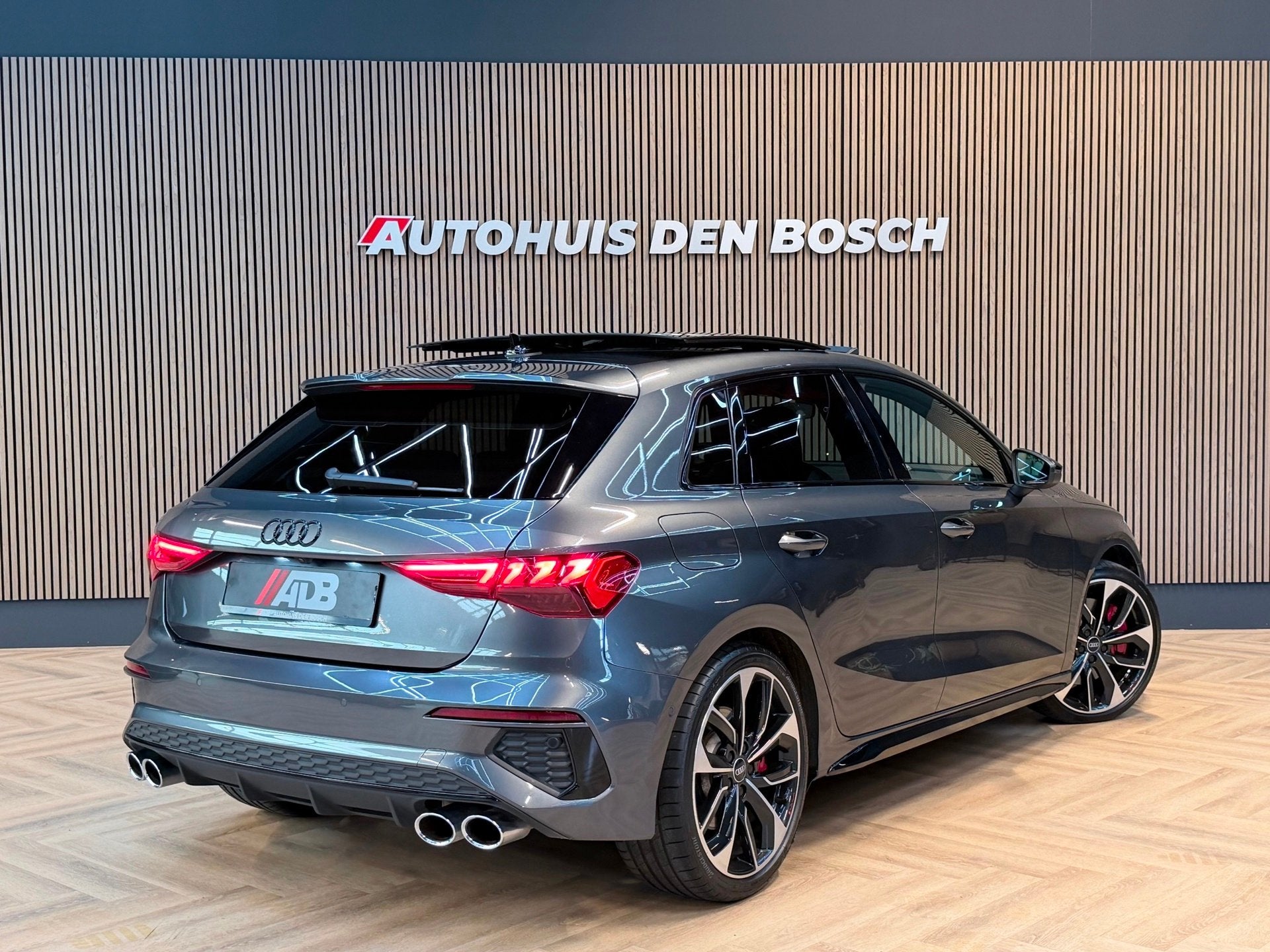 Audi S3 Sportback 2.0 TFSI Quattro |Matrix|Massage|Memory|, Auto's, Automaat, Gebruikt, 4 cilinders, 1984 cc