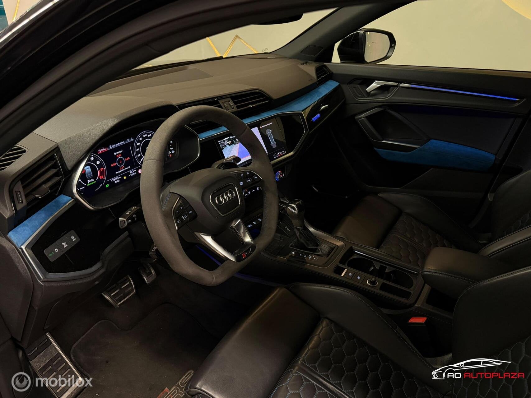 Audi RS Q3 Sportback 2.5 TFSI Panorama/Keramisch/B&O/Full Bl, Automaat, 1675 kg, Alcantara, Zwart