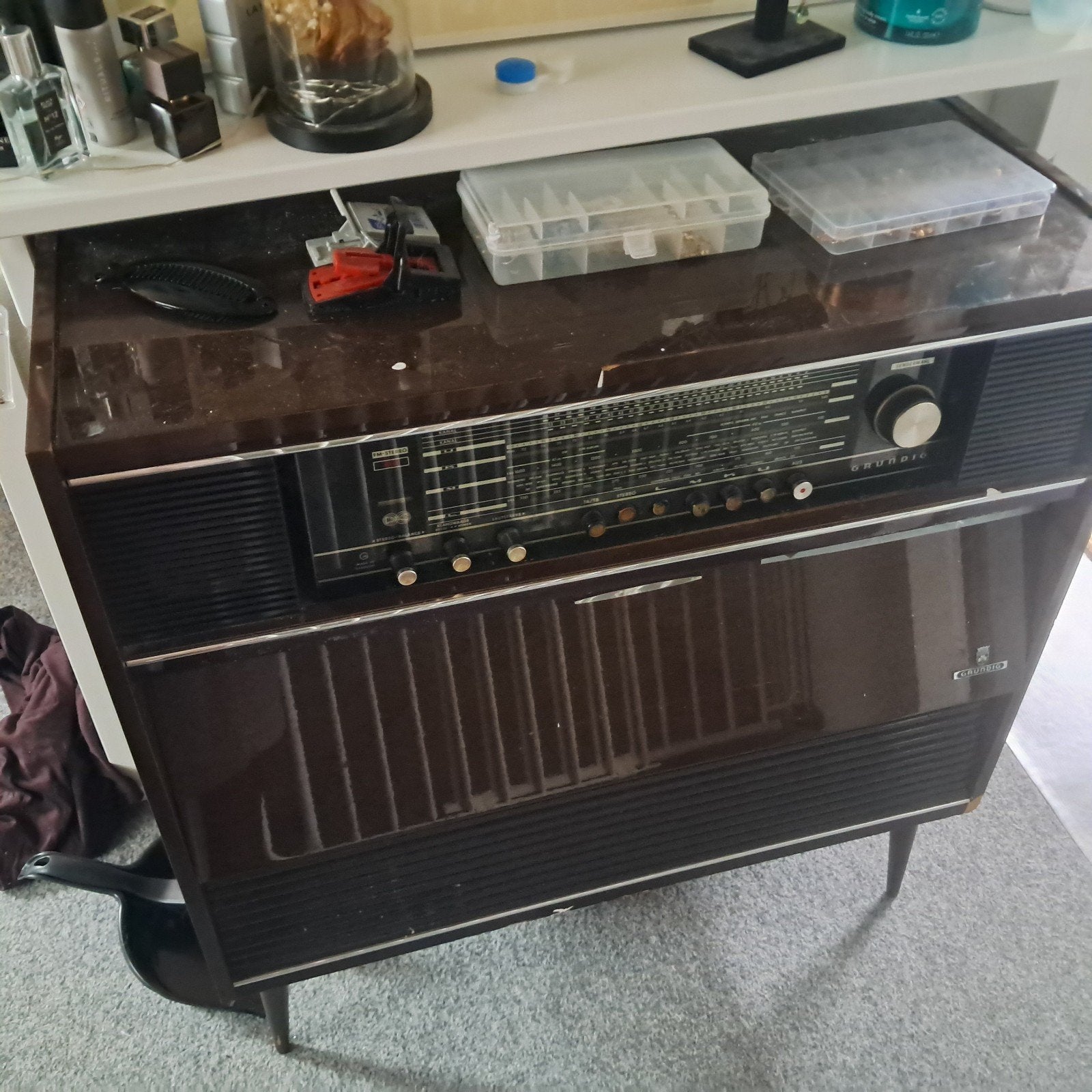 grundig, Ophalen of Verzenden