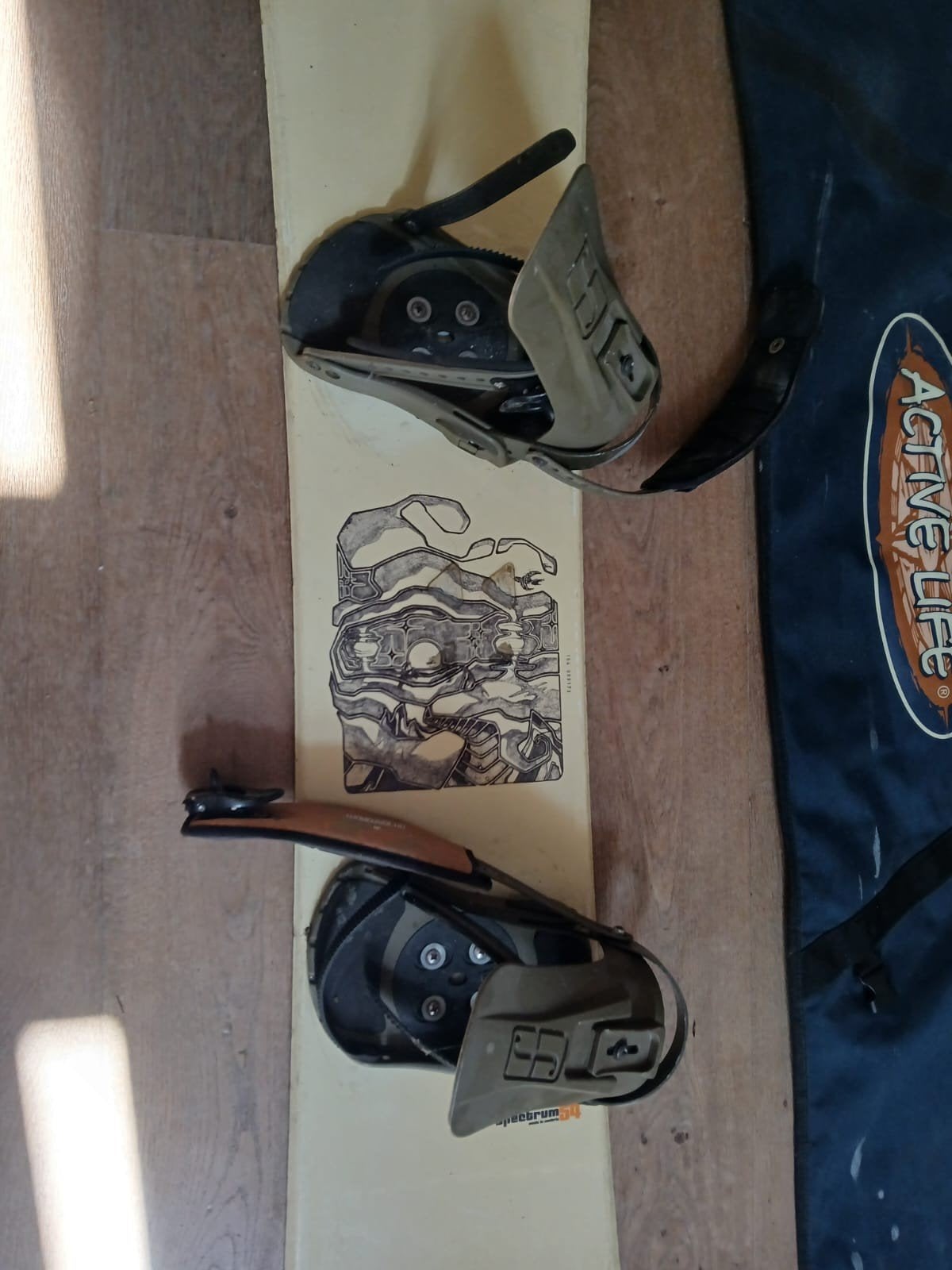 Nitro Snowboard met tas&schoenen - Maat 41.5 (gedragen met, 140 tot 160 cm, Gebruikt, Overige typen, Ophalen