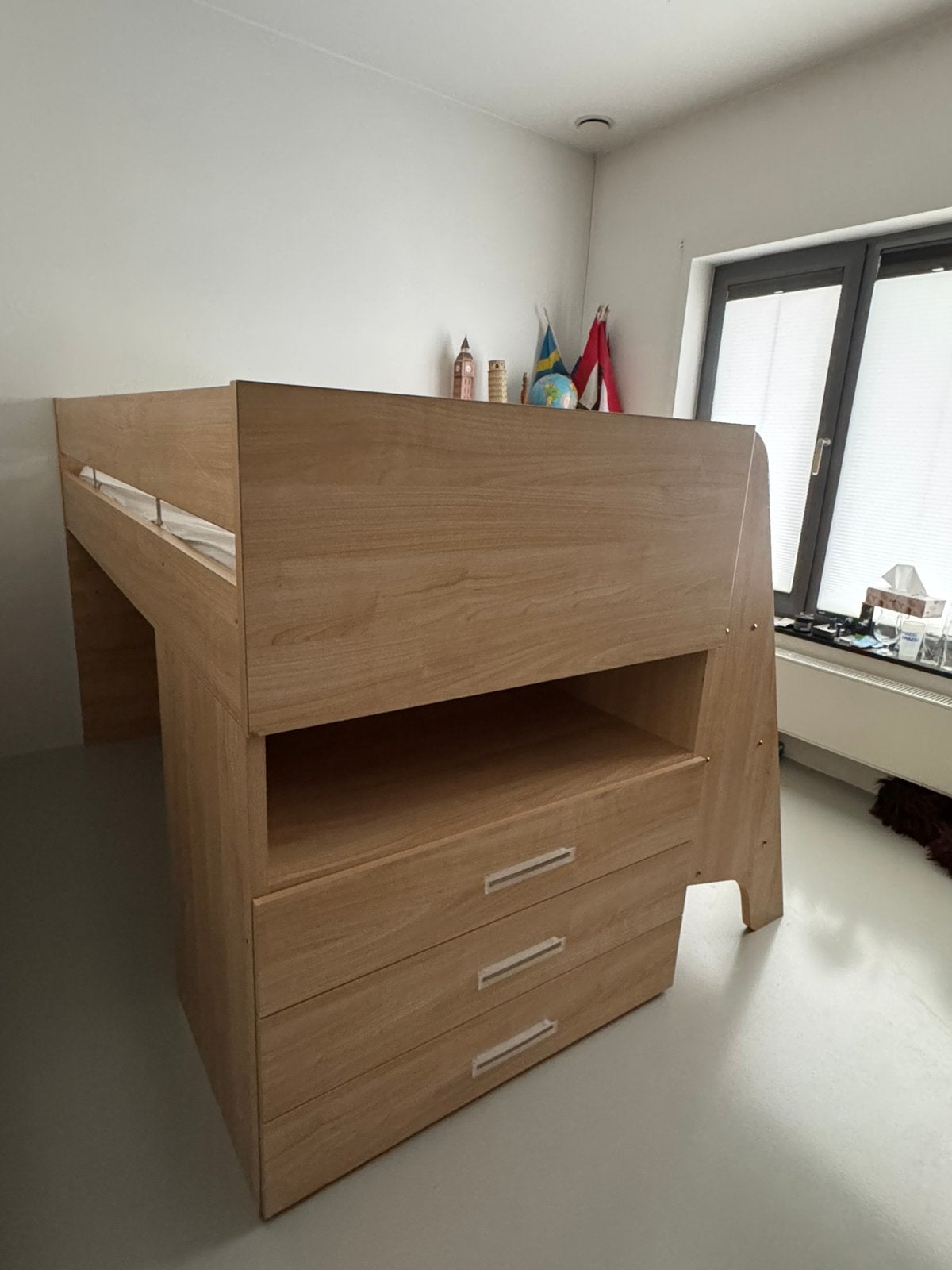 Gautier Hoogslaper met Bureau, Ophalen, Zo goed als nieuw, Hoogslaper
