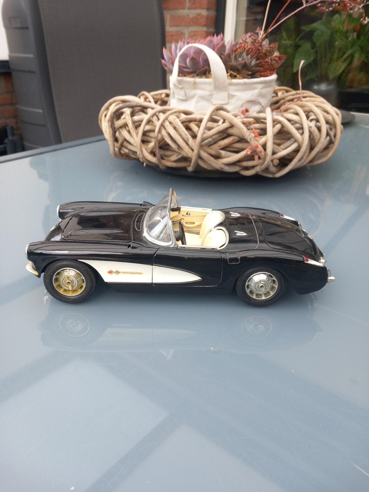 Chevrolet Corvette 1957 Modelauto - Zwart/Wit, Ophalen of Verzenden