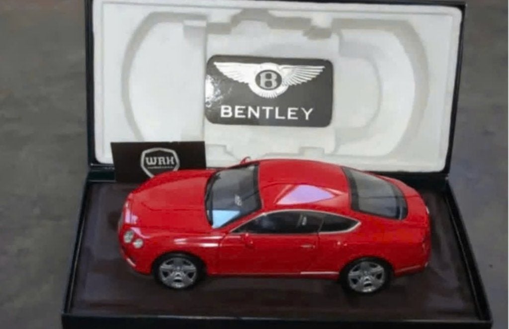 1:18 BENTLEY CONTINENTAL GT 2011 Minichamps dealer WRH, Hobby en Vrije tijd, Modelauto's | 1:18, Verzenden, Zo goed als nieuw