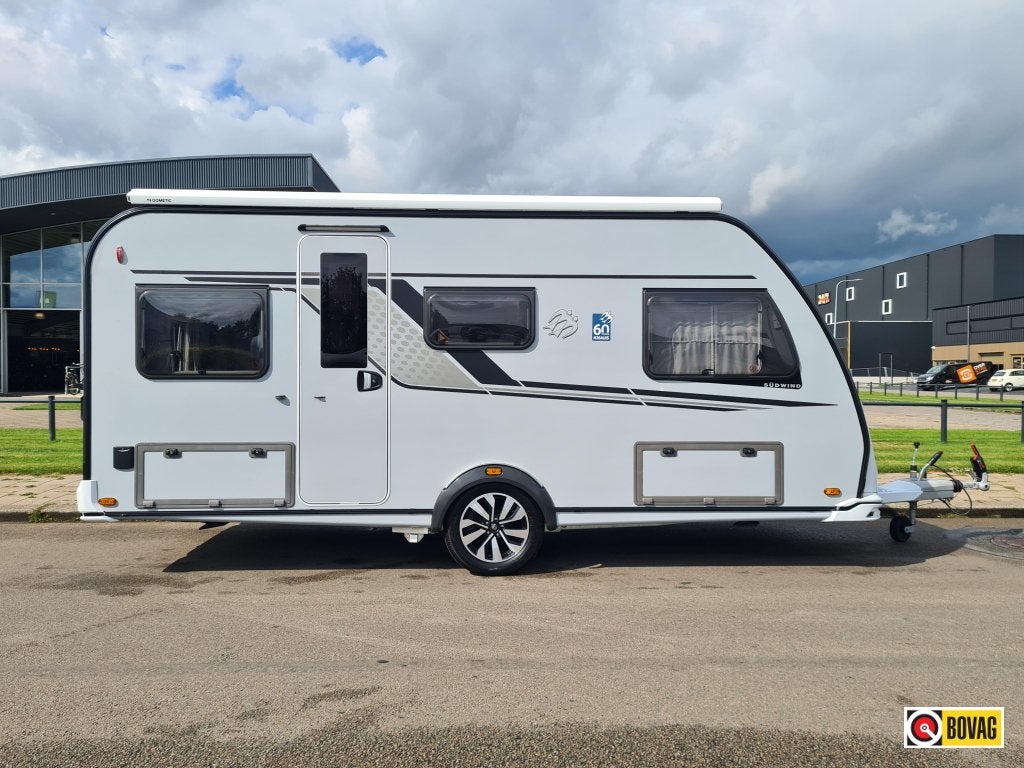 Knaus Sudwind 60 Years 460 EU, Standaardzit, Bedrijf, Schokbreker, 4 tot 5 meter