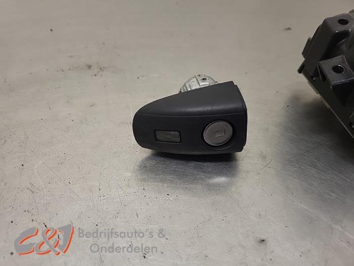 Kontaktslot + Sleutel van een Mercedes Vito, Gebruikt, -, Ophalen of Verzenden, -