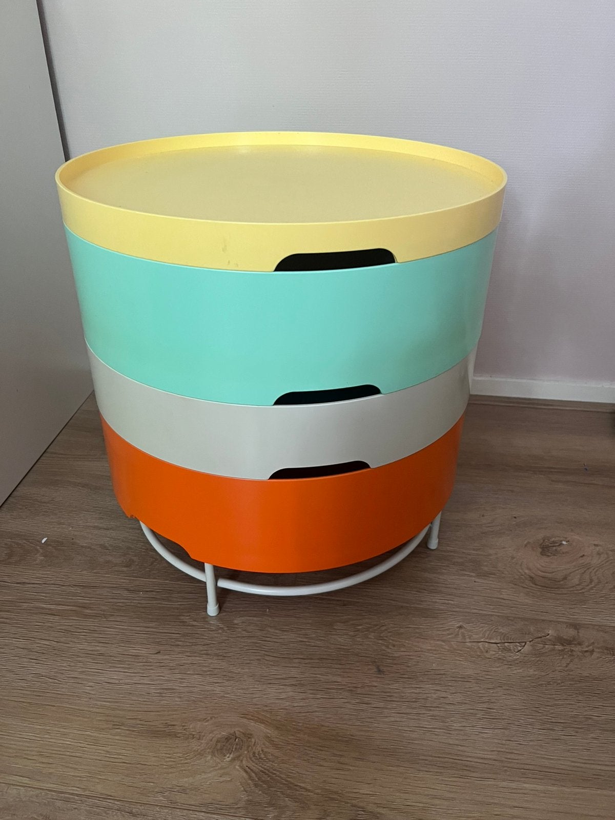 Ikea PS 2014 bijzettafel met opbergruimte, Huis en Inrichting, Tafels | Bijzettafels, Minder dan 55 cm, Rond, Zo goed als nieuw