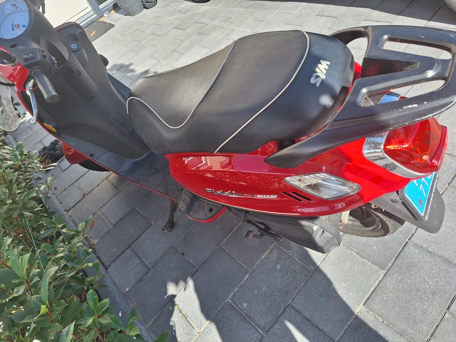 SYM Fiddle snorfiets, ROOD, met windscherm en hoes., Ophalen, Gebruikt, SYM, Benzine