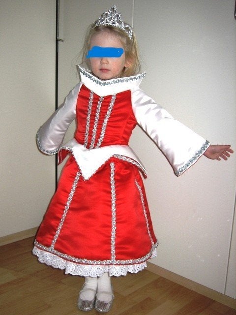 Te koop aangeboden: Carnaval Prinsessen kostuum nieuw, Kinderen en Baby's, Ophalen of Verzenden, Nieuw, 104 of kleiner, Meisje