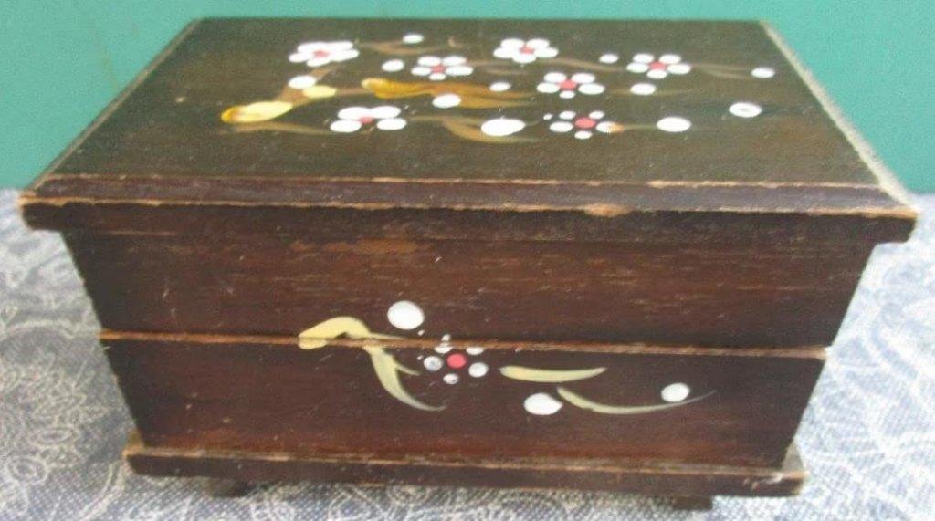 oud beschilderd kistje 14 x 9 x 8,5 cm, Antiek en Kunst, Ophalen of Verzenden