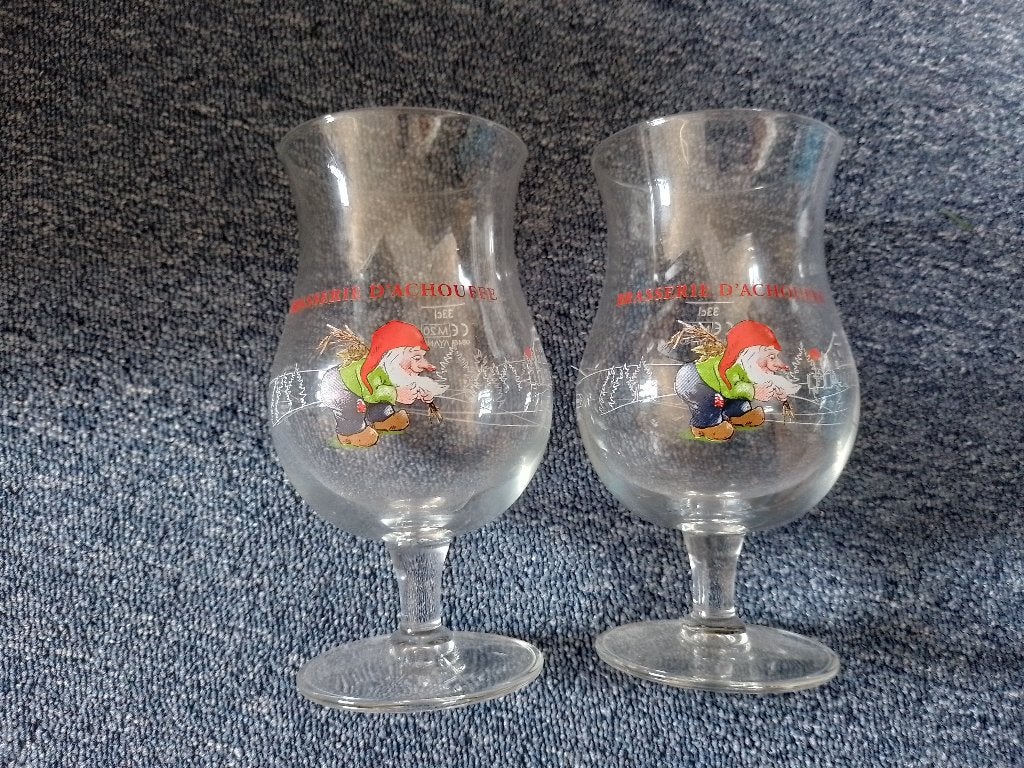 set van 2 mooie Chouffe bokalen, Ophalen of Verzenden, Zo goed als nieuw, Glas of Glazen, Overige merken