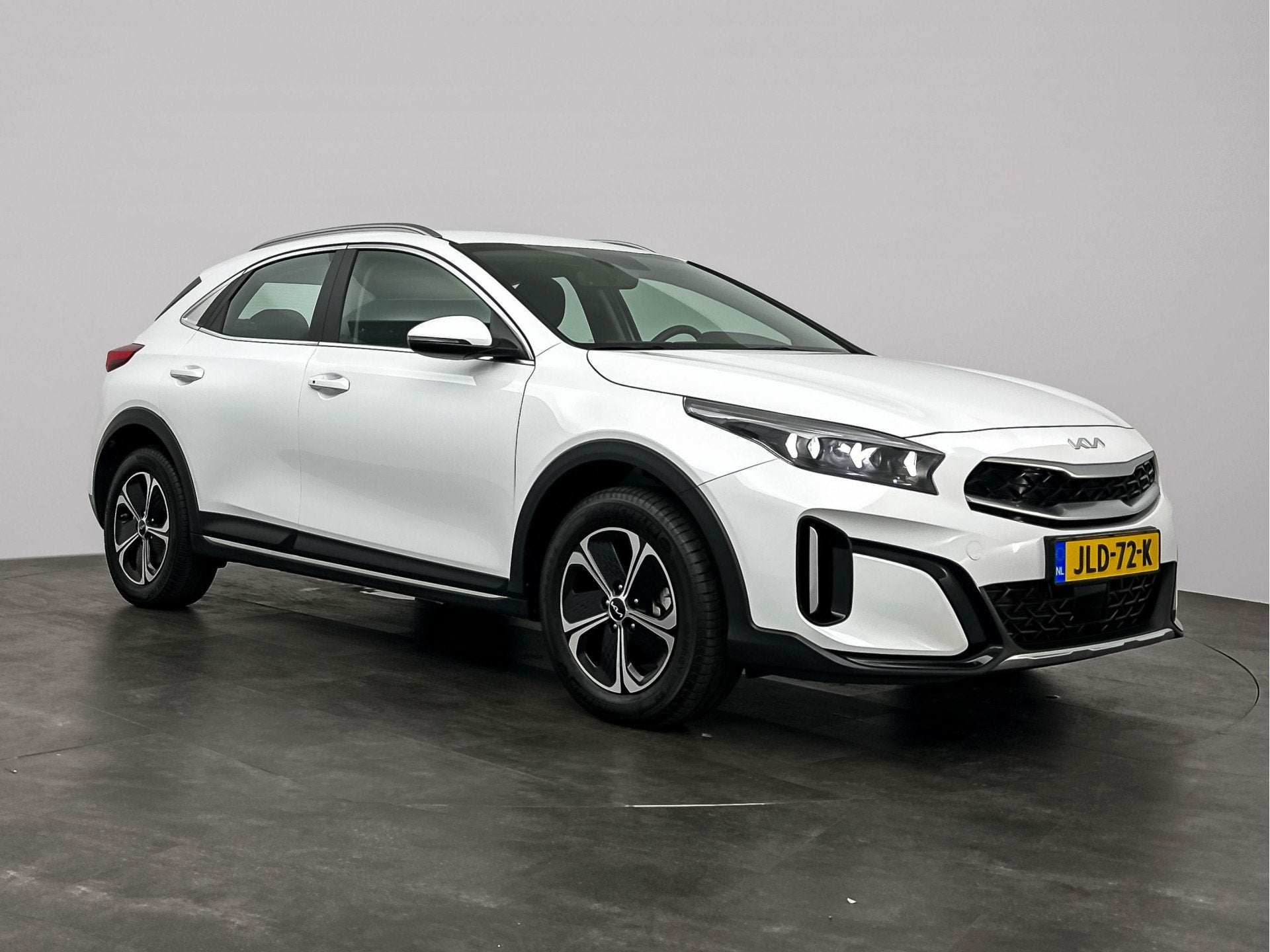 Kia Xceed 1.6 GDi PHEV DynamicPlusLine Stoelverwarming | Stu, Auto's, Stof, Gebruikt, Wit, Plug-in hybride