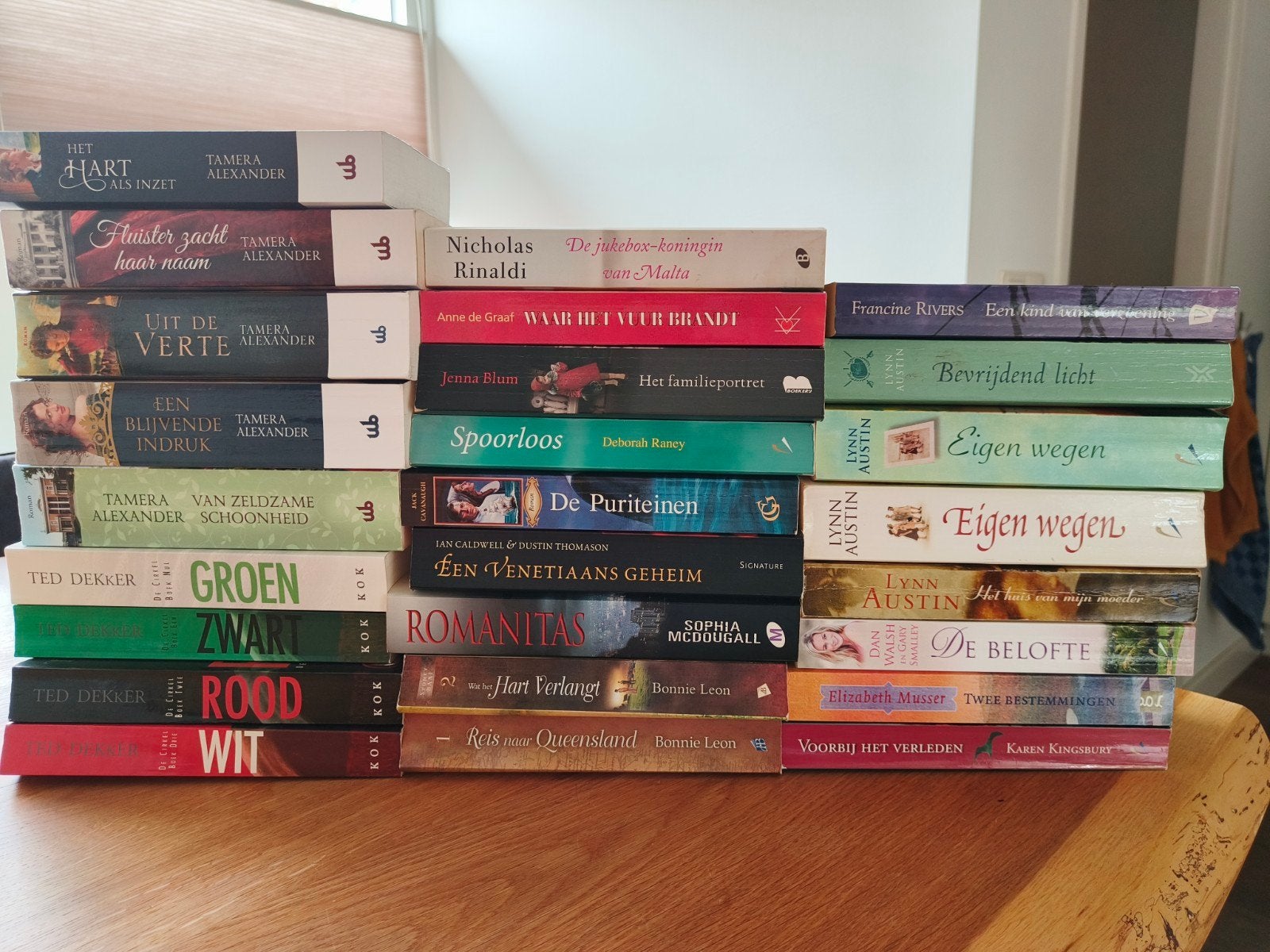 26 Christelijke boeken van diverse schrijvers, Ophalen of Verzenden, Gelezen