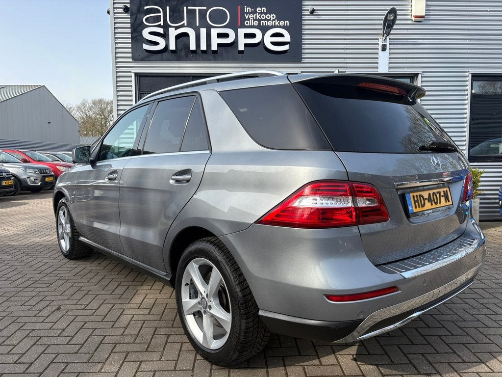 Mercedes-Benz M-klasse 350 -V6-AUTOMAAT-OPEN DAK-XENON-TREKH, Auto's, Mercedes-Benz, Automaat, Euro 5, Gebruikt, Zwart