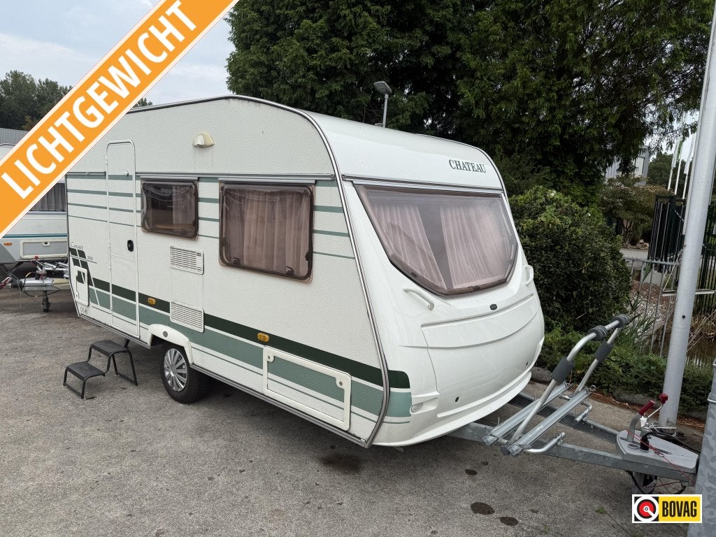 Chateau Caratt 390 + voortent, Chateau, Bedrijf, Treinzit, Dwarsbed