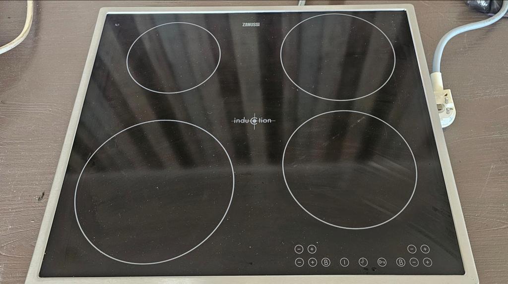 Zanussi Inductie Kookplaat - 4 Kookzones, Ophalen, Gebruikt, 4 kookzones, Inbouw