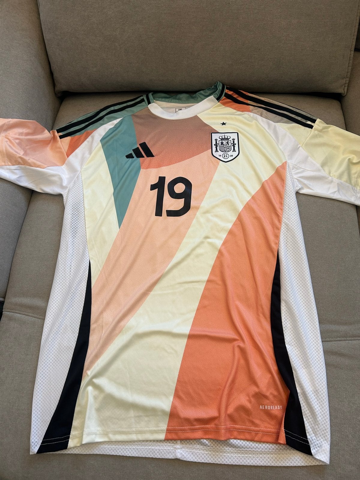 Voetbalshirt Spanje Lamine Yamal - Maat XXL - Nieuw, Ophalen of Verzenden, Nieuw, Buitenlandse clubs, Shirt