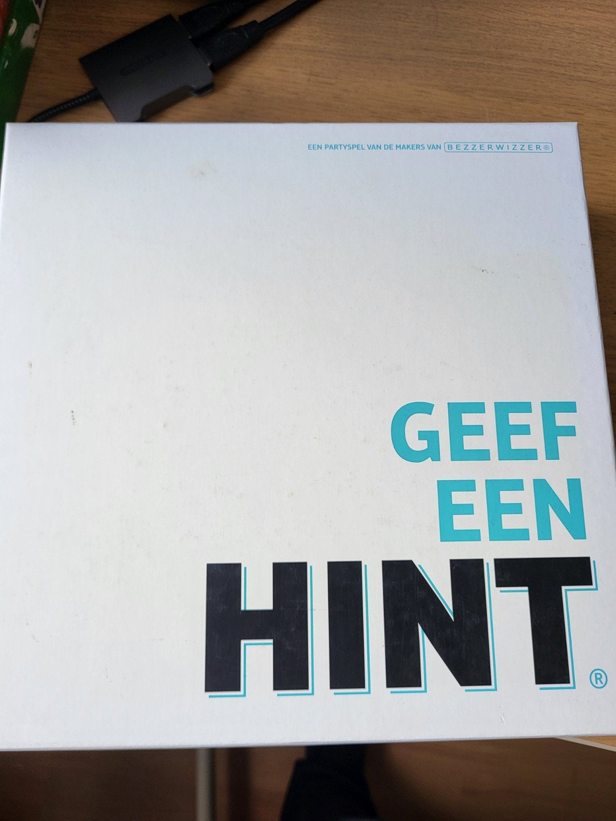 Geef Een Hint - Partyspel van Bezzerwizzer, Drie of vier spelers, Ophalen of Verzenden, Gebruikt, Bezzerwizzer