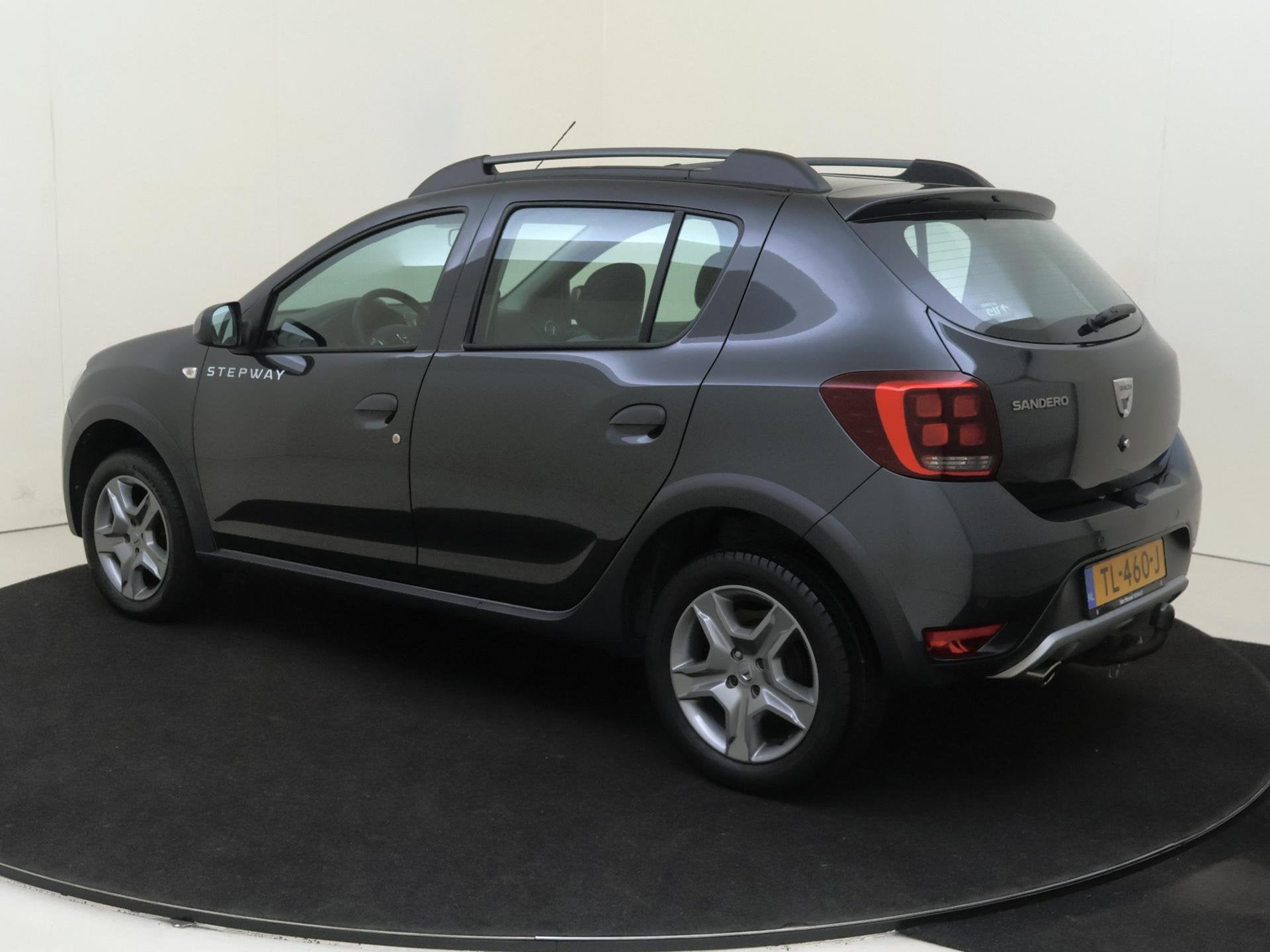 Dacia Sandero 0.9 TCe SL Stepway 90PK | Navigatie | Trekhaak, Auto's, Dacia, Voorwielaandrijving, 898 cc, Stof, Euro 6