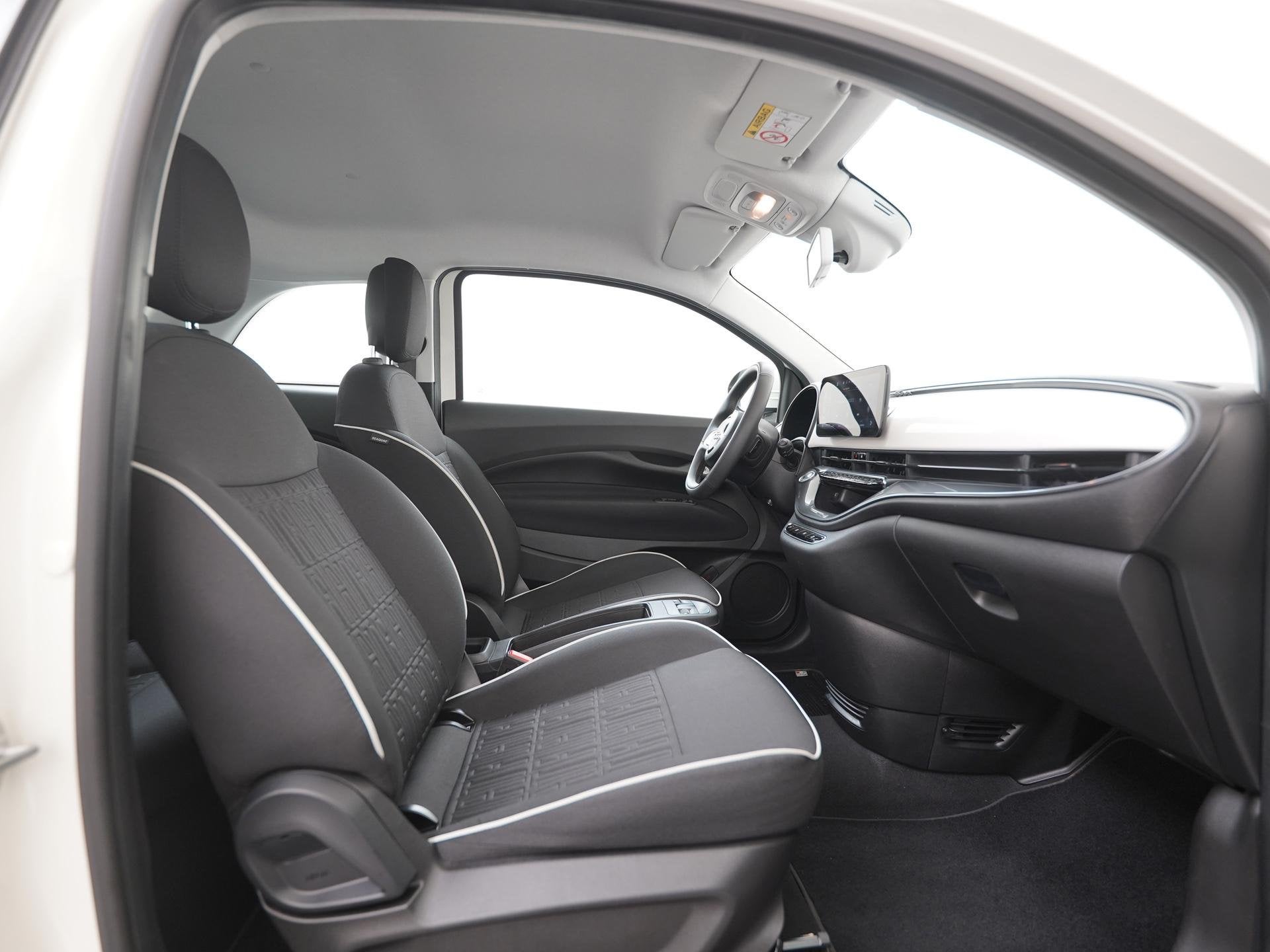 Fiat 500e Action 24 kWh | SOH 93% | Apple Carplay | Keyless, Auto's, Fiat, 12 maanden, Stof, Gebruikt, 95 pk