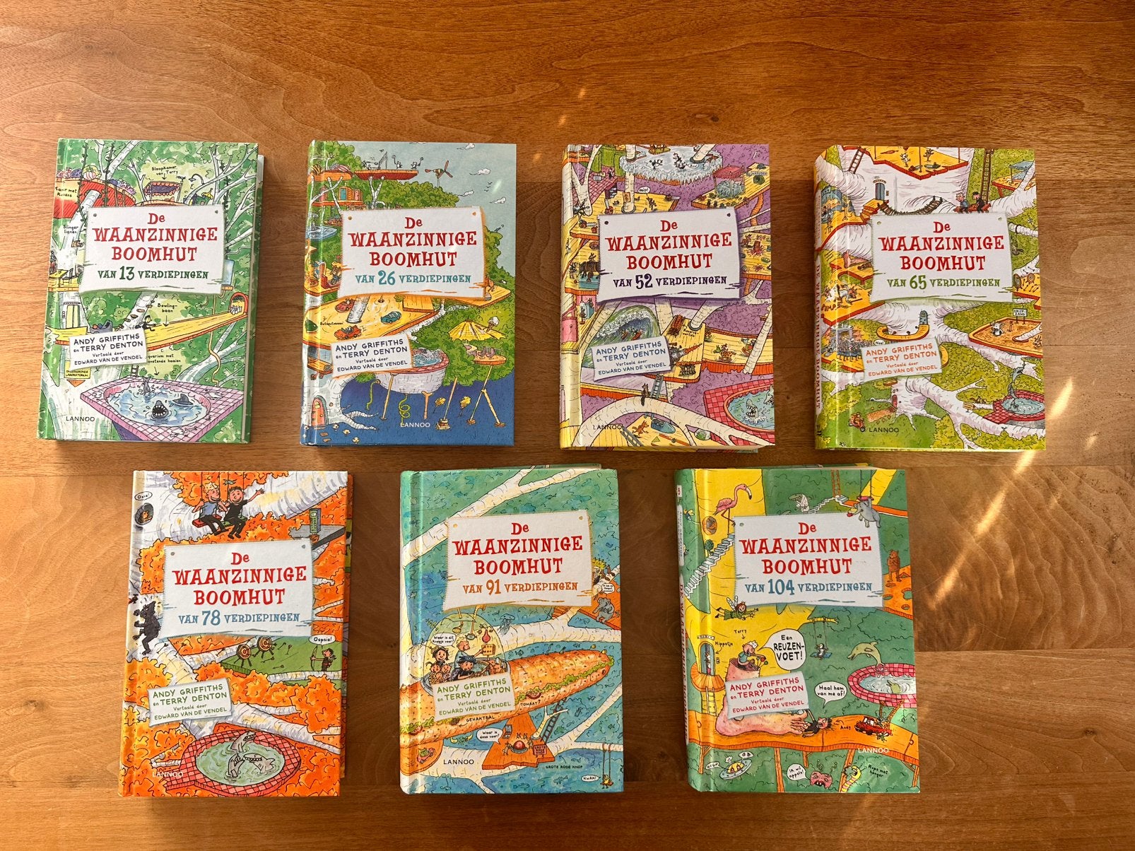 De Waanzinnige Boomhut serie - 7 boeken hardcover, Ophalen of Verzenden, Zo goed als nieuw, Fictie algemeen