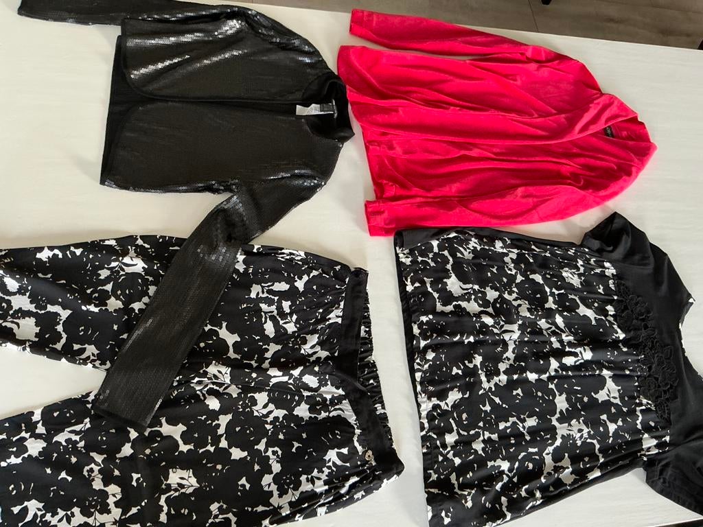 Twin set setje resort wear, Verzenden, Zo goed als nieuw, Maat 42/44 (L)