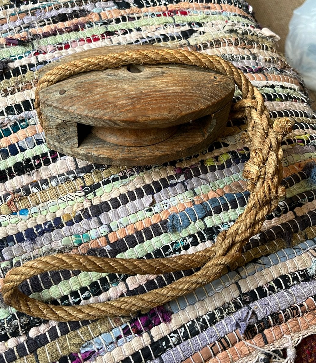 Antiek Houten Katrol aan Touw, Antiek en Kunst, Curiosa en Brocante, Ophalen of Verzenden
