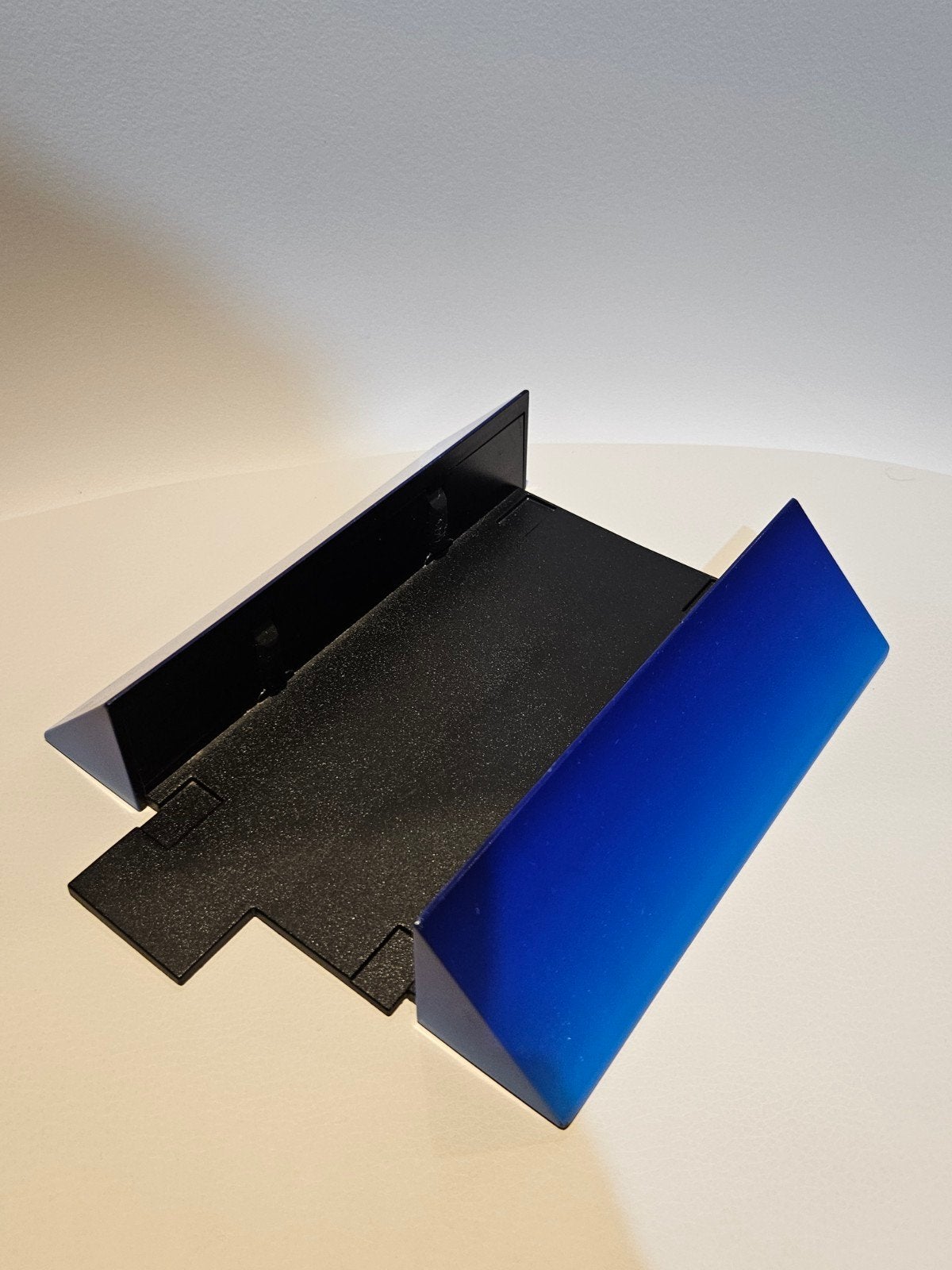Sony PlayStation 2 Vertical stand, Ophalen of Verzenden, Zo goed als nieuw, Phat