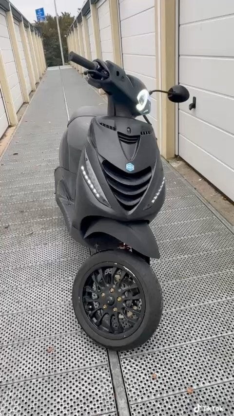 Piaggio Zip 150cc AC, Fietsen en Brommers, Ophalen, Gebruikt, Overige typen, Piaggio