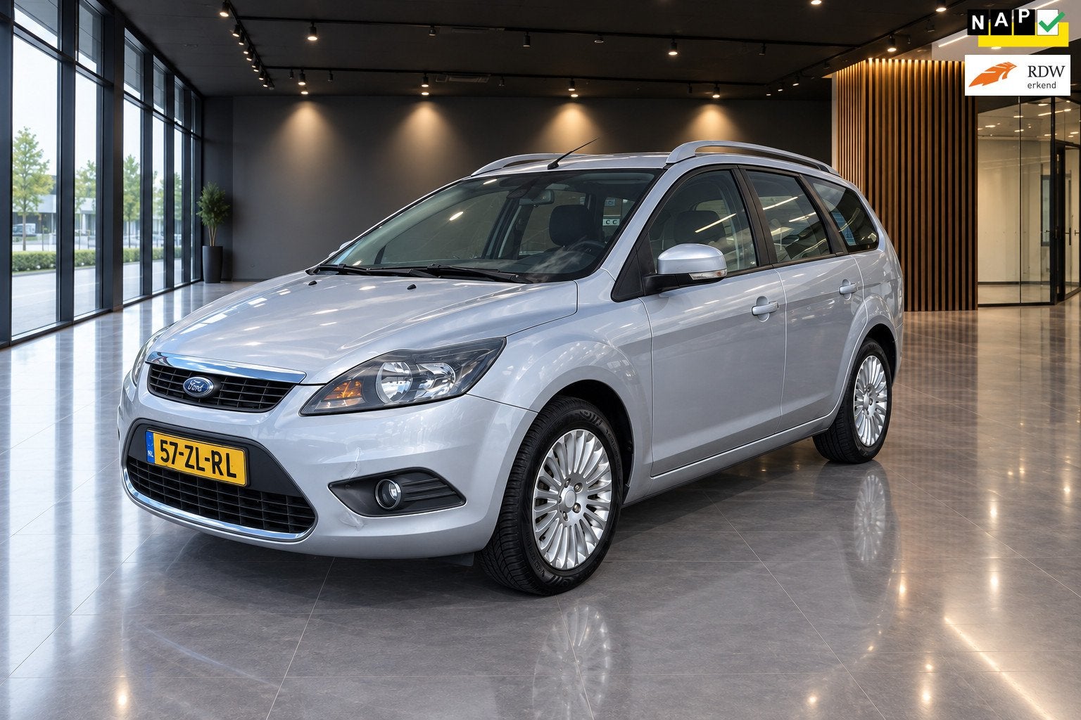 Ford Focus Wagon 1.6 TITANIUM AIRCO NAVI LMV, 1596 cc, Gebruikt, 4 cilinders, 635 kg