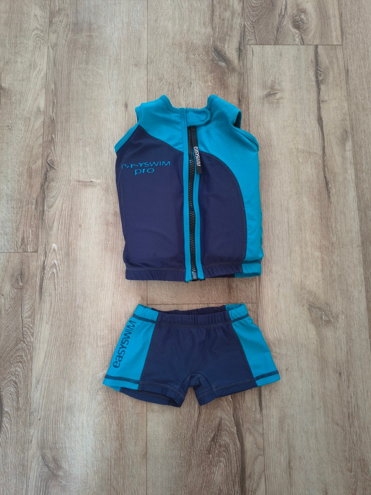 Mooi blauw EasySwim Pro zwemvest, drijfvest zwemles, maat S., Kinderen en Baby's, Gebruikt, Ophalen of Verzenden, Onb, Zwem-accessoire