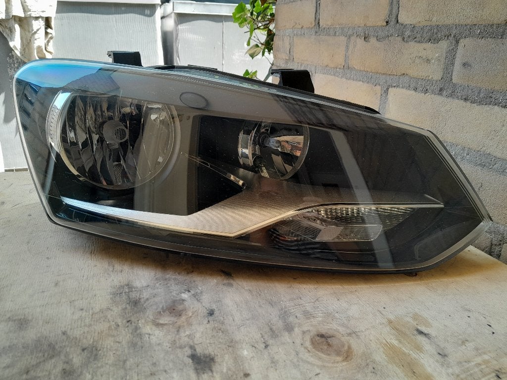 KOPLAMP RECHTS - VOKSWAGEN POLO V - Model: 6R - LEZEN !?!, Verzenden, Gebruikt, Volkswagen
