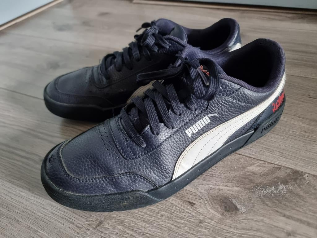 Marineblauw heren schoenen Puma Red Bull, maat 43 (MB1), Sport en Fitness, Hockey, Ophalen of Verzenden, Zo goed als nieuw, Schoenen