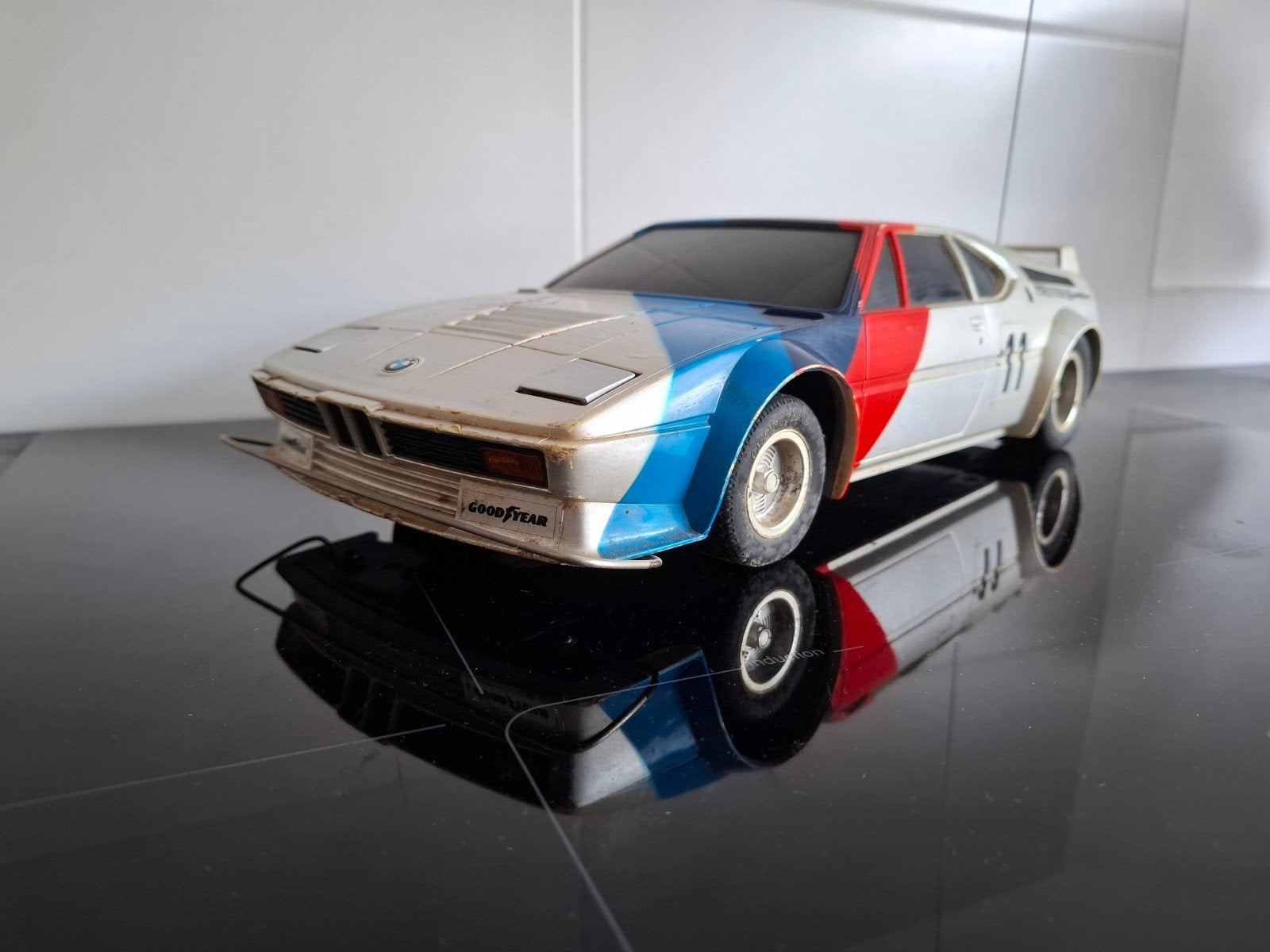 vintage radiografisch bestuurbare BMW M1 G-4K.K. Matsushiro, Elektro, Gebruikt, Ophalen of Verzenden, Auto onroad