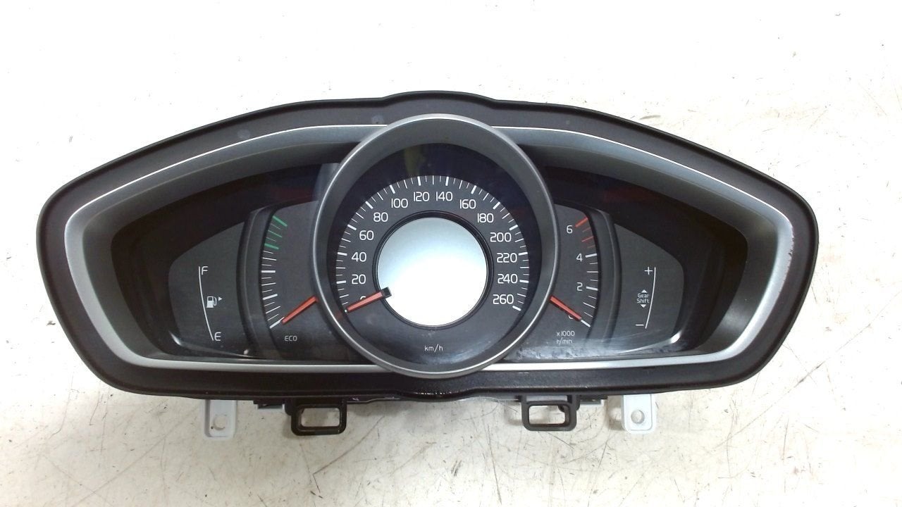 Cockpit Volvo V40, Auto-onderdelen, Onderdelen@venauto.nl, Van der Ven Autorecycling B.V., Gebruikt, Ettenseweg 76, 4706 PB Roosendaal, The Netherlands
