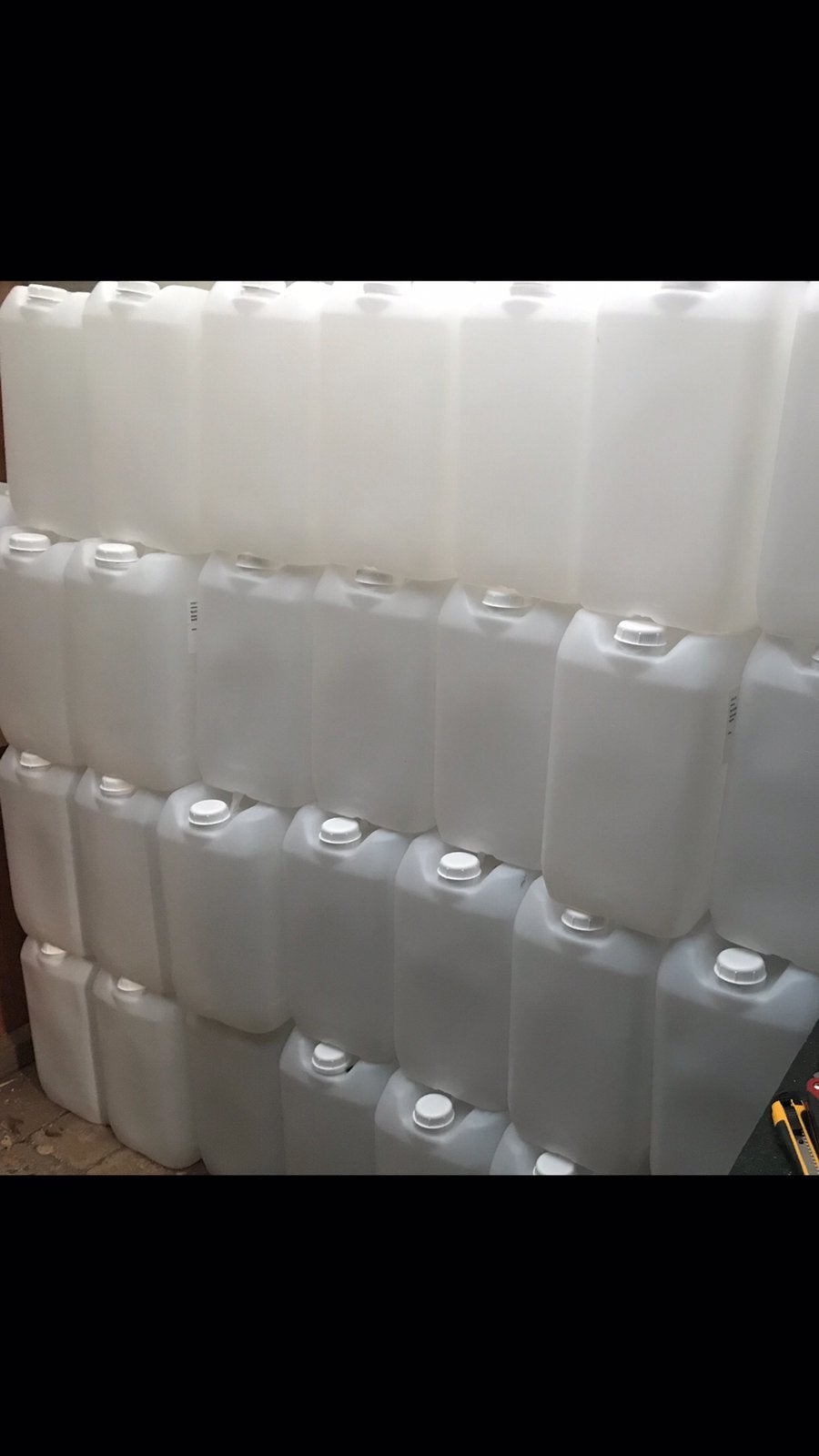 Jerrycans, Minder dan 75 liter, Ophalen of Verzenden, Zo goed als nieuw